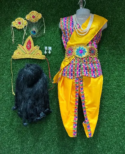 Multicolour Dress with Accessories